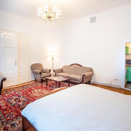Casa Petra Apartment ซีบิว ภายนอก รูปภาพ